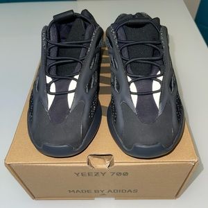 Yeezy 700